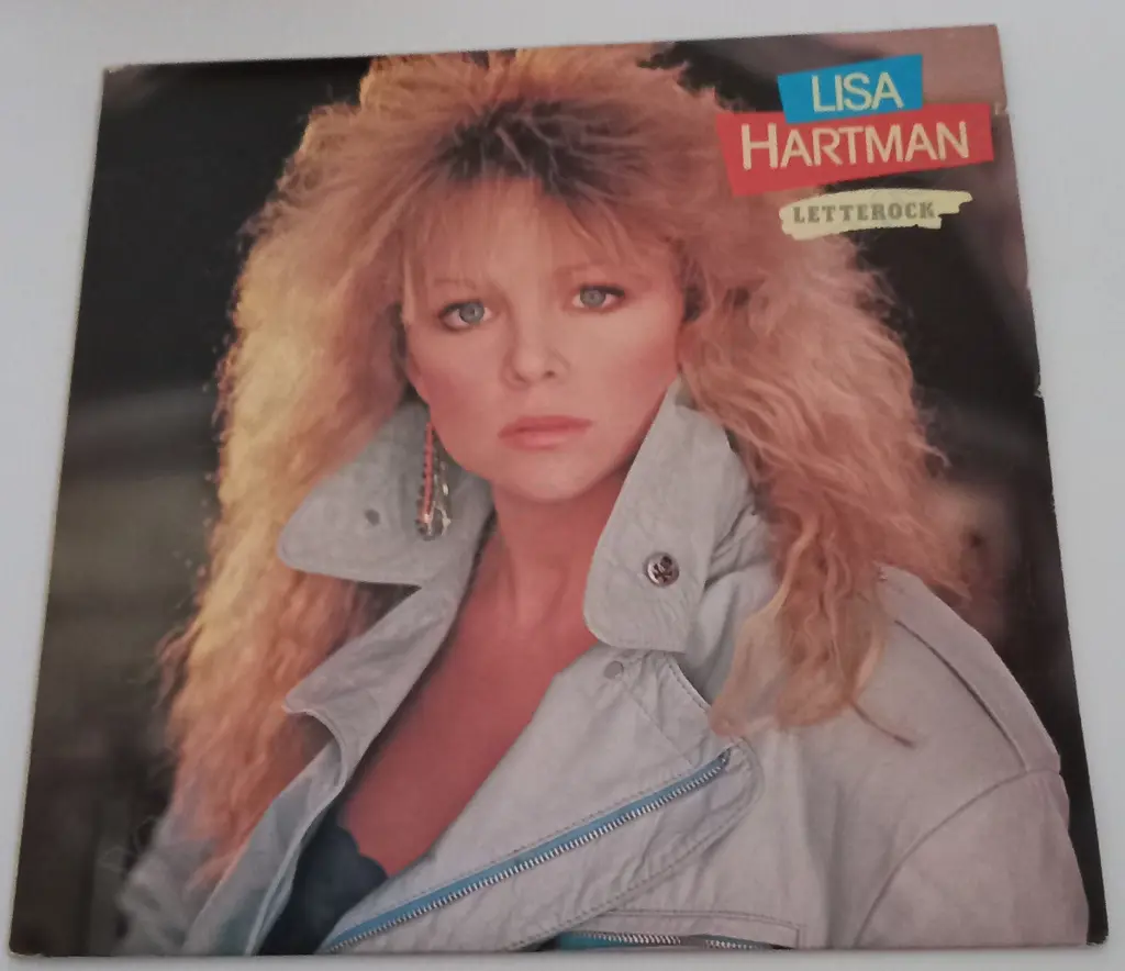 Lisa Hartman, Letterock Image 1++